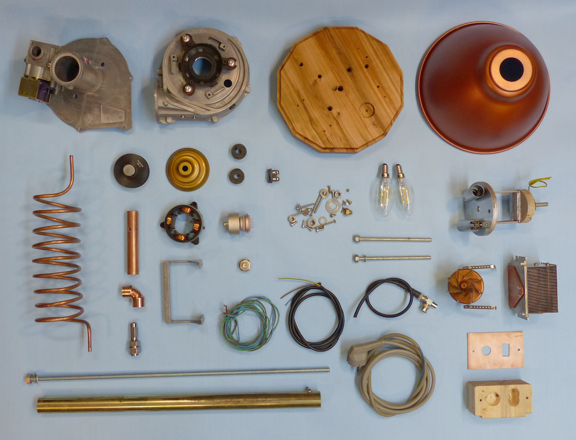 Steampunk Lamp 78 parts.jpg